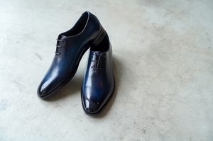 英国の伝統工法グッドイヤー・ウェルト製法の靴について